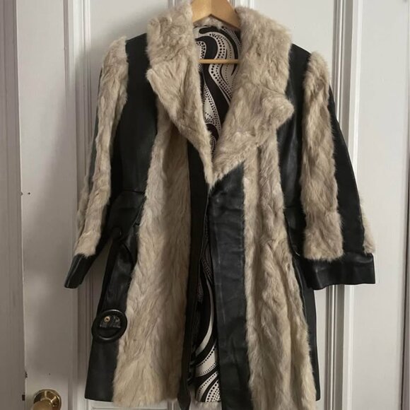 Groovy Glam 70s Faux Fur & Leather Trench – Size M - Picture 3 of 3